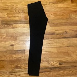 Black HOLLISTER straight legs jeans.